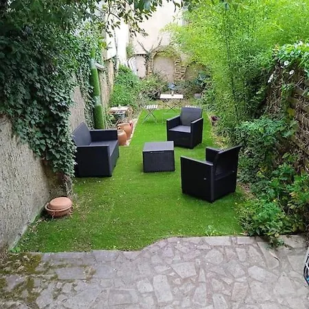 Joli Studio Avec Son Jardin Privatif Rennes